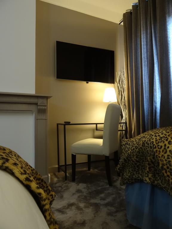 Chambres Et Table D'Hotes La Belle Lensoise Room photo